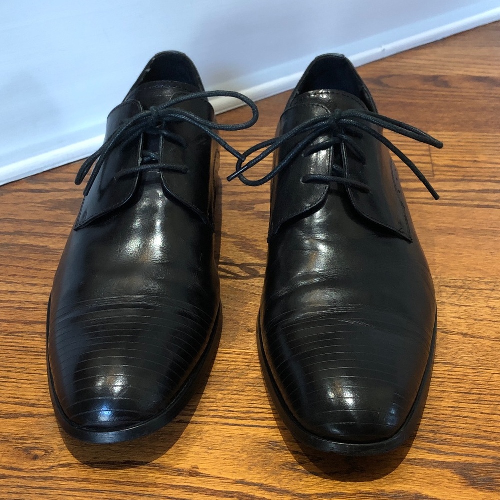 Kenneth Cole, men’s black leather dress shoes, size 10.5 - Picture 2 of 9